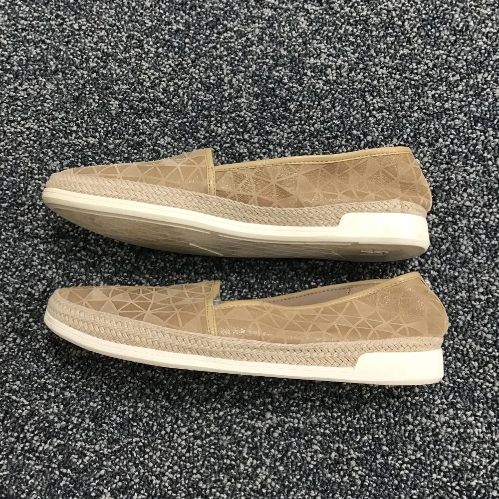 NWT Donald J. Pilsner Shoes